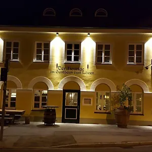 Der Heurige Im Zum Loewen Freising